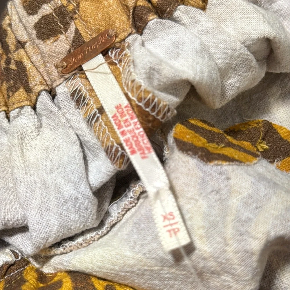 FREE PEOPLE Palm Bay Printed Shortails - Picture 8 of 9